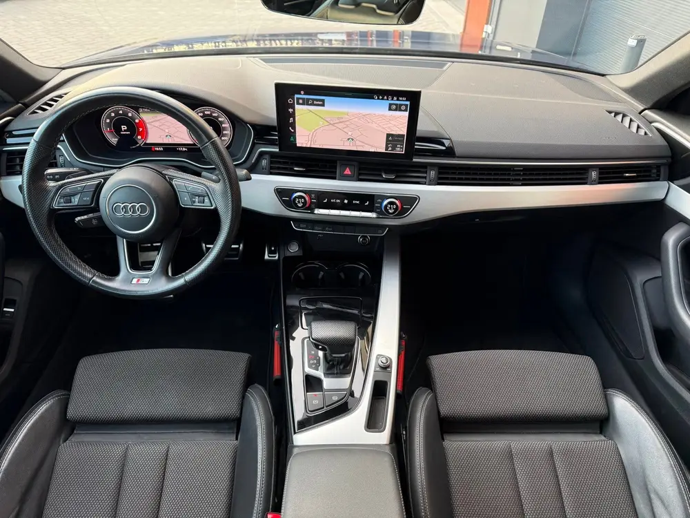 Audi A4 35 TFSI S edition uit 2020, foto 3