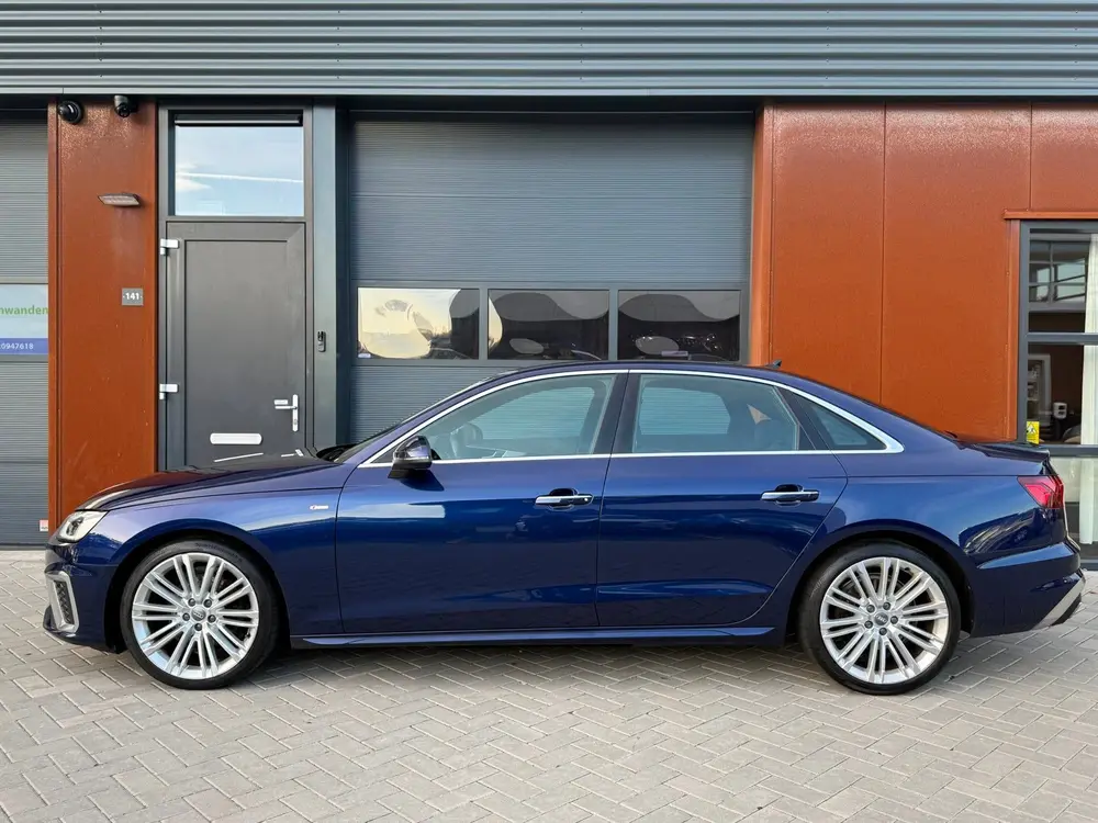 Audi A4 35 TFSI S edition uit 2020, foto 7