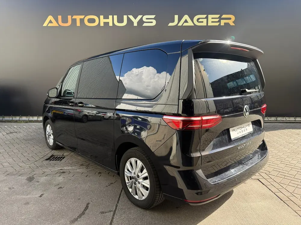 Volkswagen Multivan 1.4 eHybrid L1H1 Life 7Persoons uit 2023, foto 2
