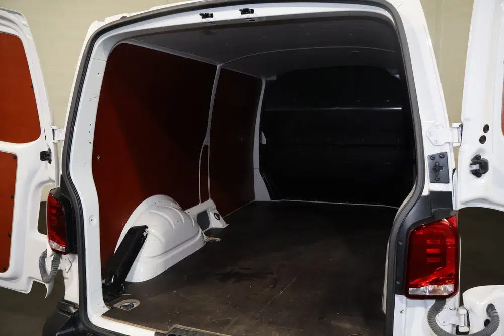 Volkswagen Transporter 2.0 TDI L2 H1 Airco (bj 2023) uit 2023, foto 15