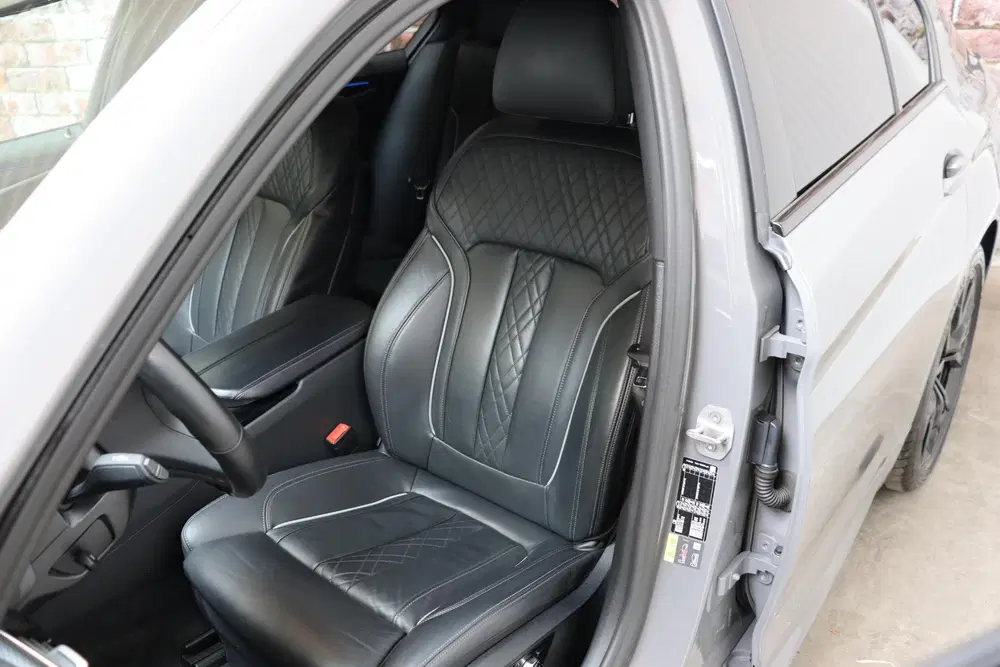 BMW 5-serie 530e High Executive M Sport Pakket Automaa uit 2022, foto 16