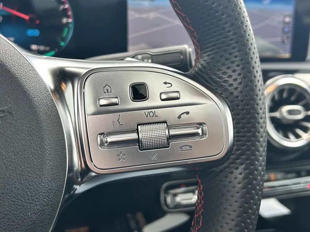 Mercedes-Benz CLA 250 e Premium Plus uit 2021, foto 11