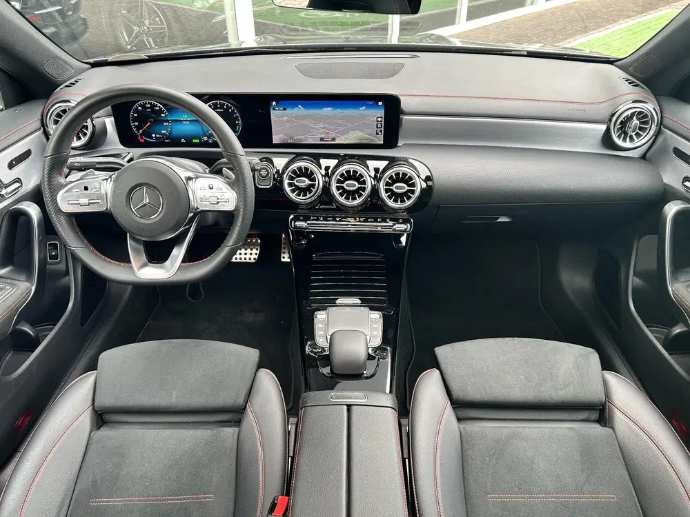 Mercedes-Benz CLA 250 e Premium Plus uit 2021, foto 5