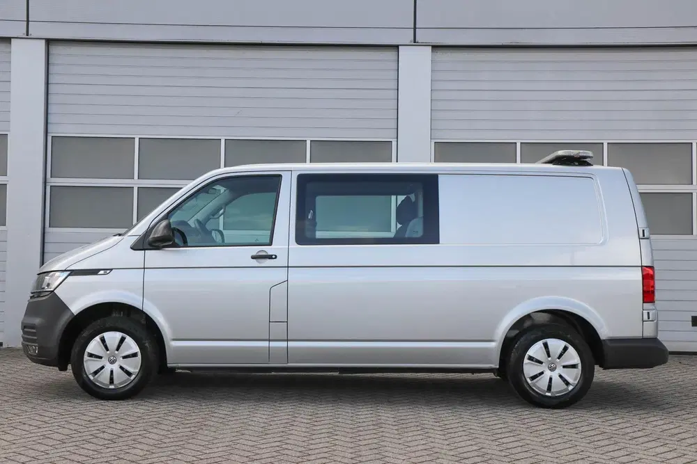 Volkswagen Transporter 2.0 TDI 110pk L2H1 28 DC Comfortline uit 2024, foto 14