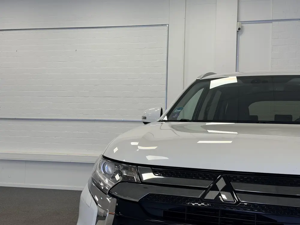 Mitsubishi Outlander 2.4 PHEV S-Edition | Trekhaak | uit 2019, foto 8