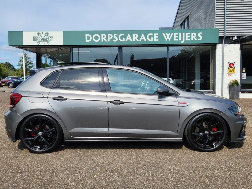 Volkswagen POLO 2.0 TSI GTI, Virtual, Panoramadak, 18 inch uit 2020, foto 10