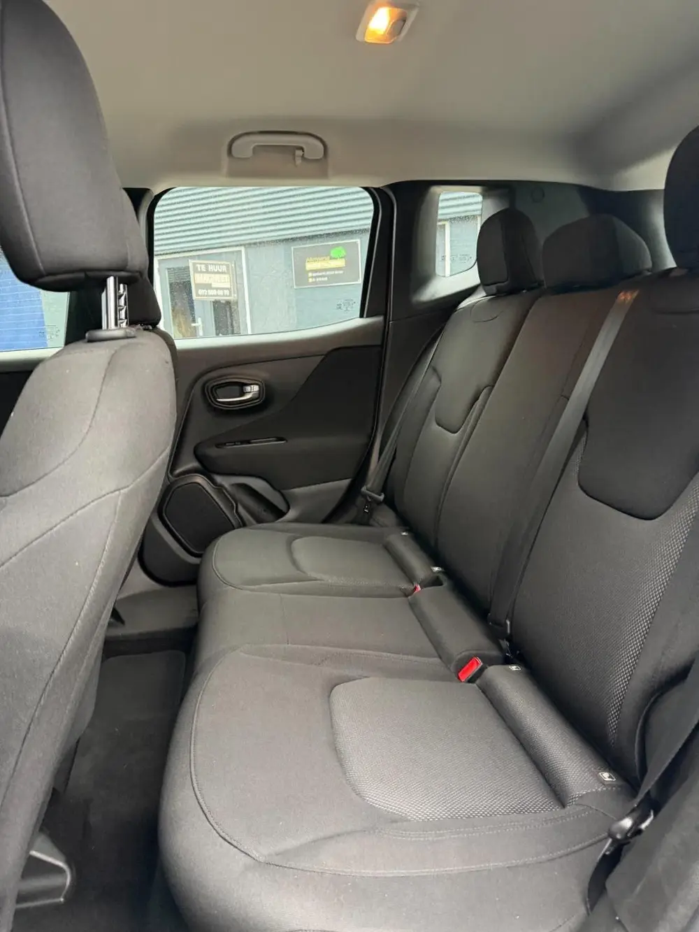 Jeep Renegade 1.3T Limited uit 2019, foto 20