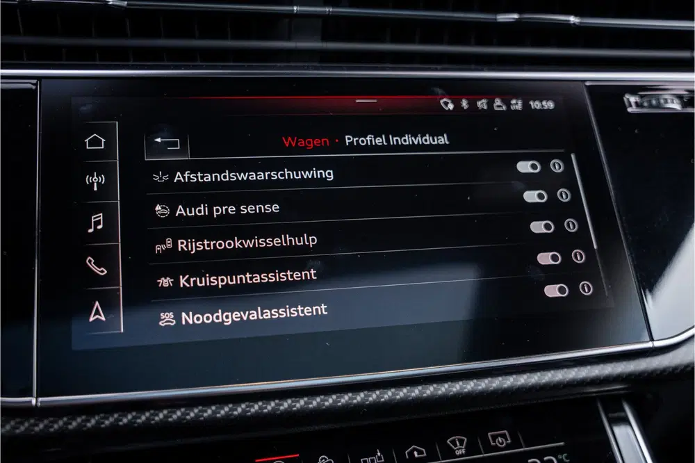 Audi RS Q8 4.0 TFSI quattro uit 2020, foto 18