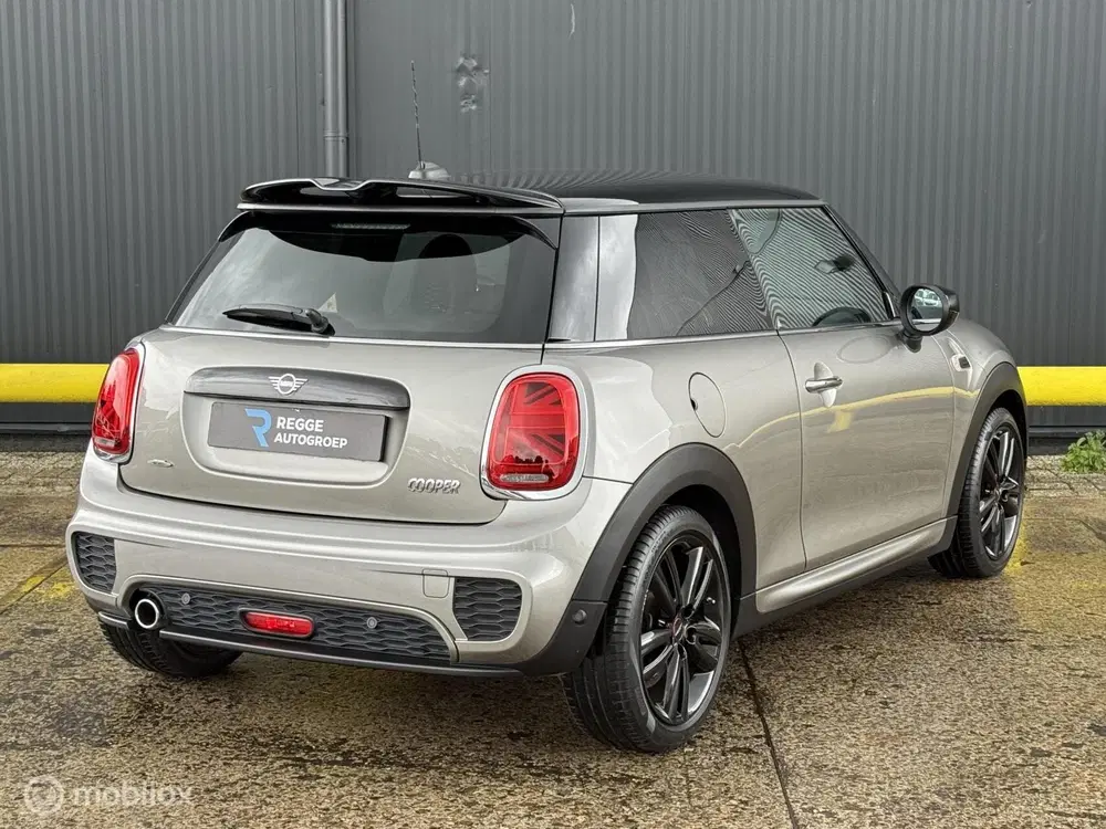 Mini John Cooper Works 1.5 Cooper John Cooper Works BOMVOL JCW uit 2021, foto 3