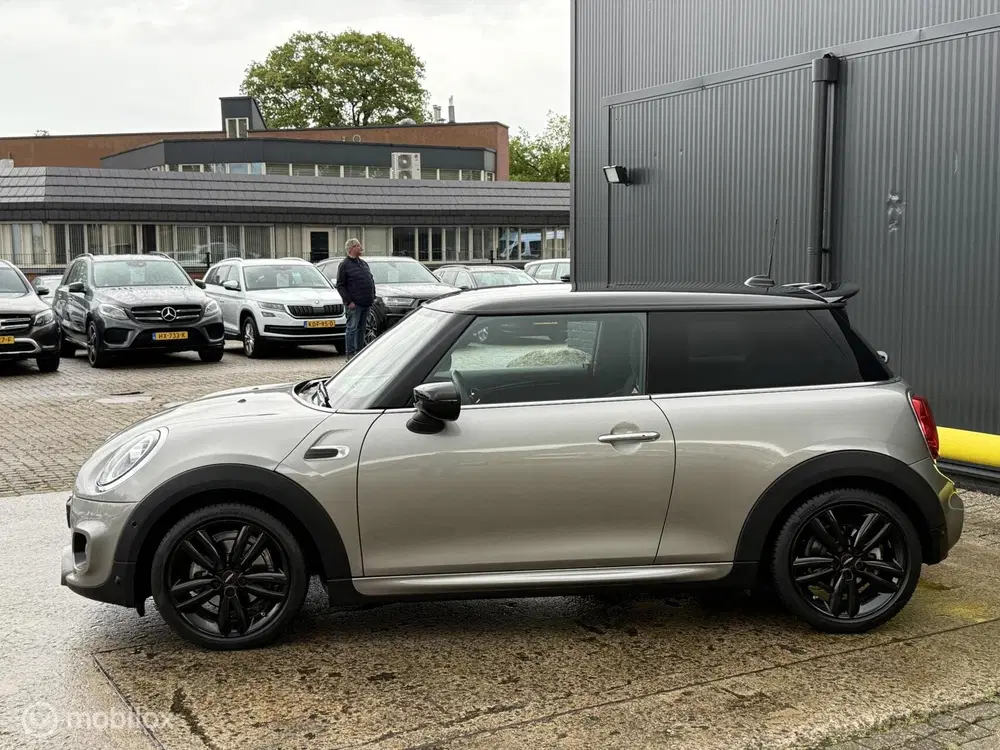 Mini John Cooper Works 1.5 Cooper John Cooper Works BOMVOL JCW uit 2021, foto 7