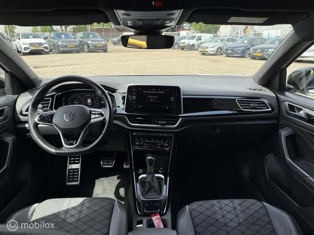 Volkswagen T-Roc 1.5 TSI R-Line Facelift | Black-style uit 2022, foto 2