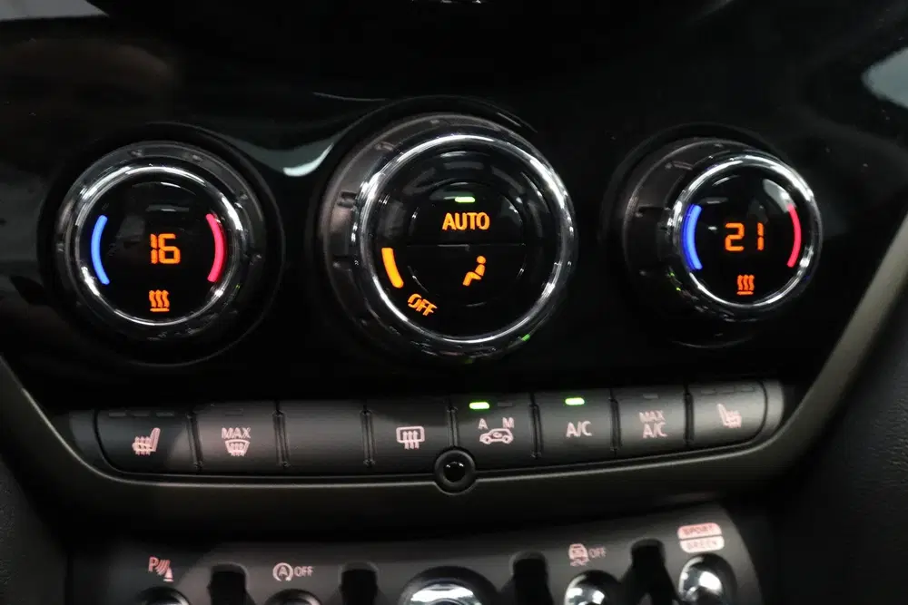 Mini Countryman 1.5 Cooper Untamed Edition uit 2022, foto 13