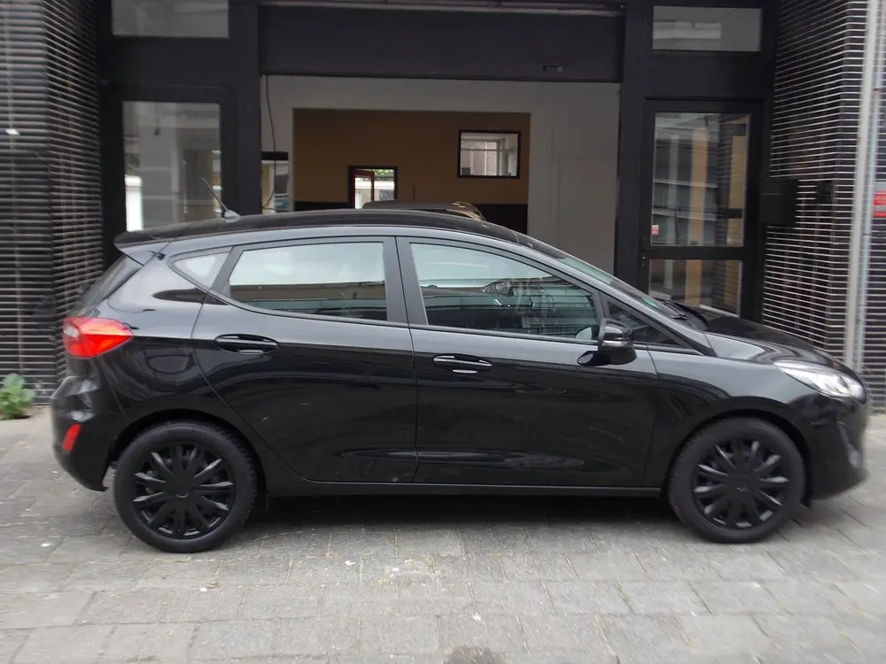 Ford Fiesta 1.1 Trend NAVI PDC CRUISE CONTROLE (bj 2019) uit 2019, foto 4