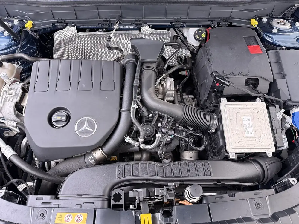 Mercedes-Benz GLB 200 AMG 7-zits uit 2021, foto 12