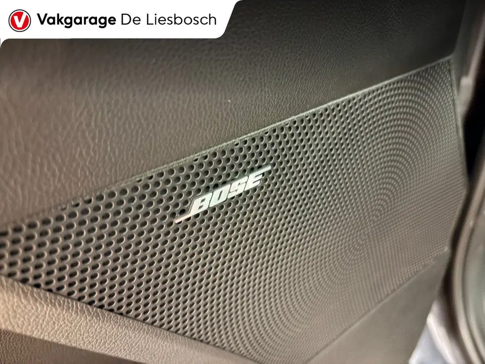 Kia Sorento 1.6 T-GDI Plug-in Hybrid 4WD ExecutiveLine uit 2023, foto 15