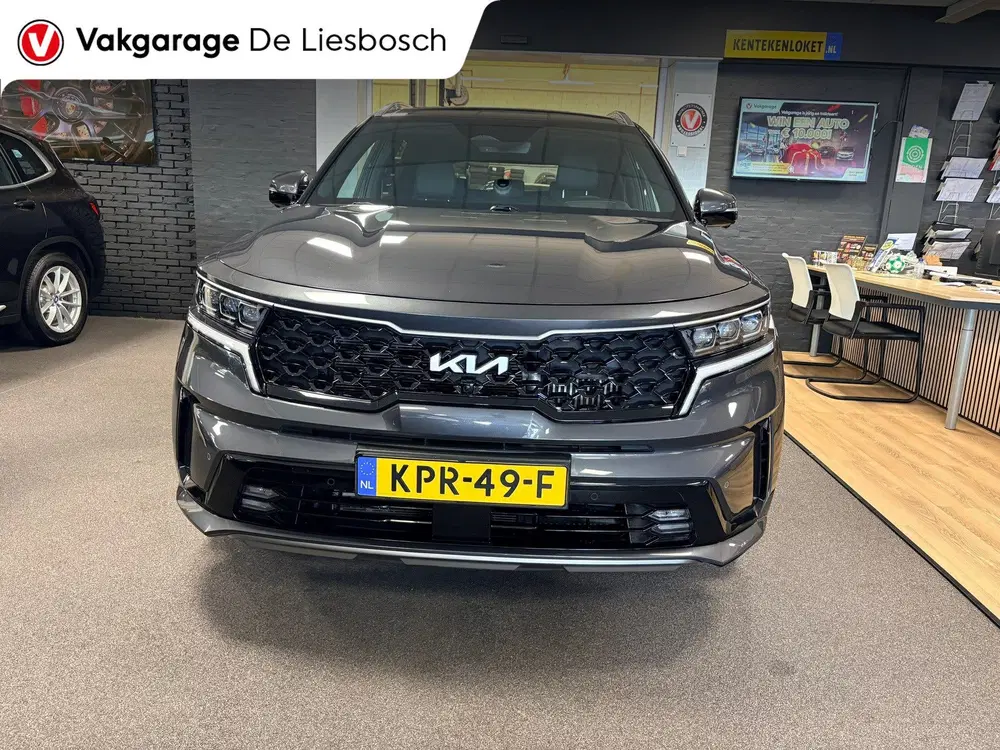 Kia Sorento 1.6 T-GDI Plug-in Hybrid 4WD ExecutiveLine uit 2023, foto 4