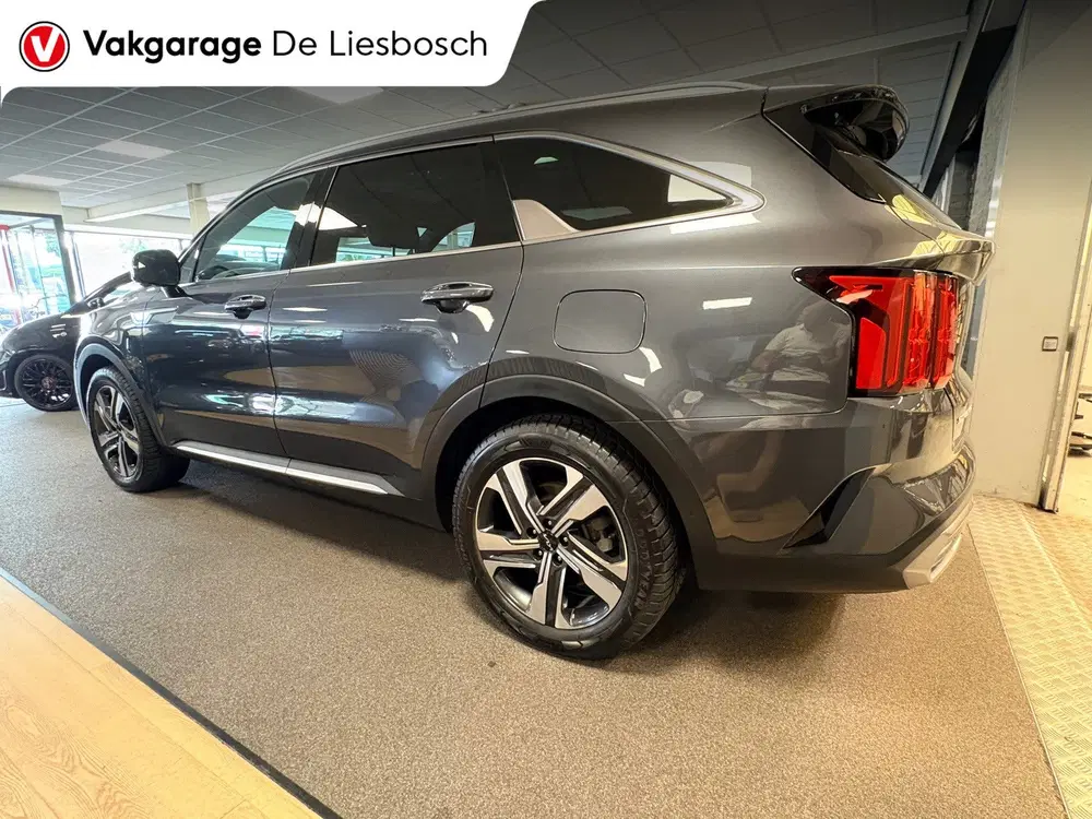 Kia Sorento 1.6 T-GDI Plug-in Hybrid 4WD ExecutiveLine uit 2023, foto 6