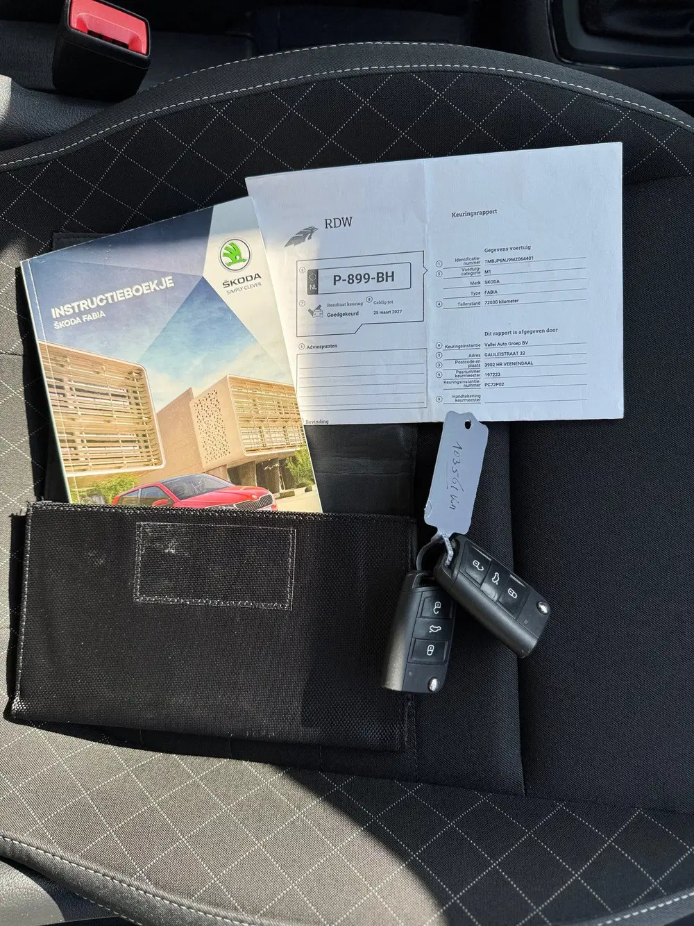 Skoda Fabia 1.0 TSI 70kW Ambition Automaat (bj 2021) uit 2021, foto 12