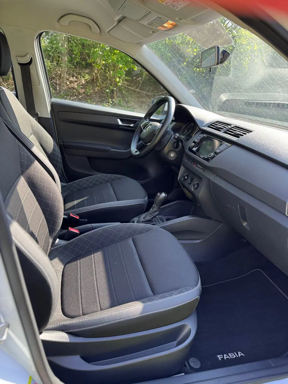 Skoda Fabia 1.0 TSI 70kW Ambition Automaat (bj 2021) uit 2021, foto 9
