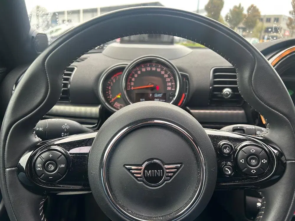 Mini Clubman 1.5 Cooper Richmond Park Edition AUT uit 2020, foto 14