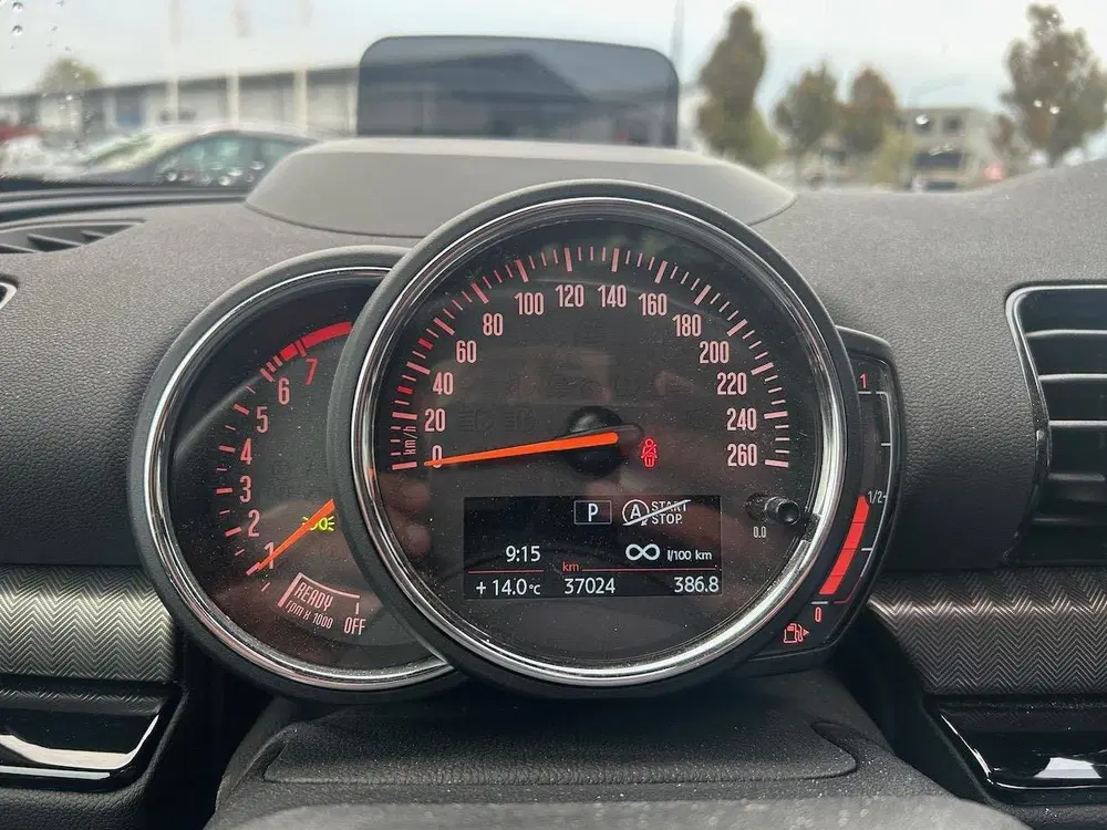 Mini Clubman 1.5 Cooper Richmond Park Edition AUT uit 2020, foto 15