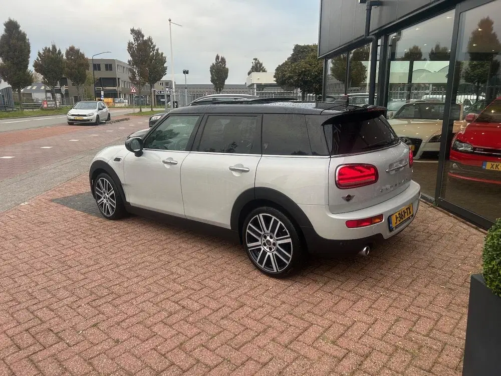 Mini Clubman 1.5 Cooper Richmond Park Edition AUT uit 2020, foto 8