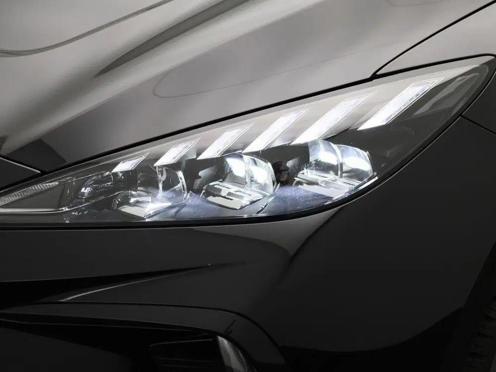 MG MG4 Long Range Luxury 64 kWh uit 2023, foto 16