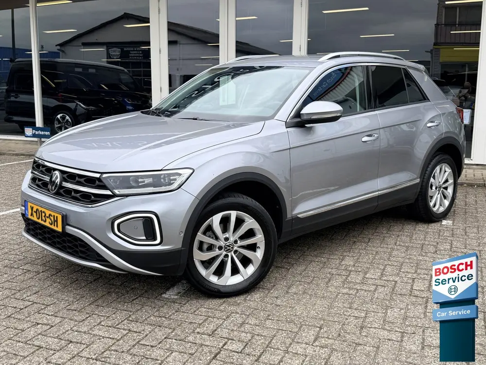 Volkswagen T-Roc 1.5 TSI Style | Afn. Trekhaak | LED | Keyle uit 2023