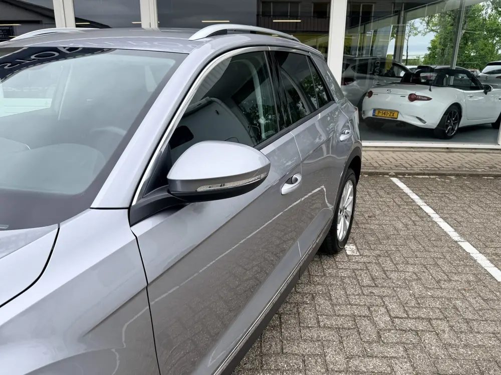 Volkswagen T-Roc 1.5 TSI Style | Afn. Trekhaak | LED | Keyle uit 2023, foto 17