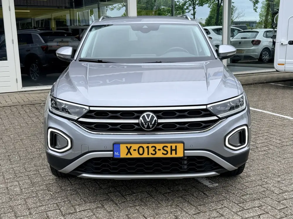 Volkswagen T-Roc 1.5 TSI Style | Afn. Trekhaak | LED | Keyle uit 2023, foto 2