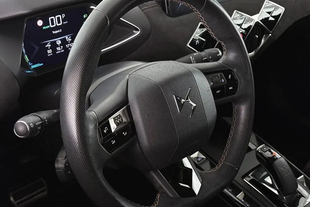 DS Automobiles DS 3 Crossback DS 3 Crossback E-Tense Performance Line+ 5 uit 2022, foto 12