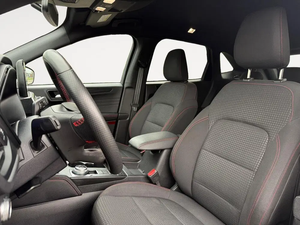Ford Kuga 2.5 PHEV ST-Line uit 2023, foto 6