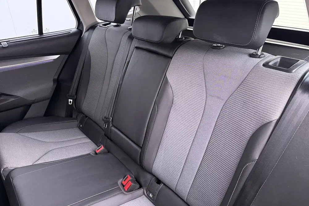 Skoda Enyaq Sport 80 (91%SOH) H-Leder Sportstoel Camer uit 2021, foto 12
