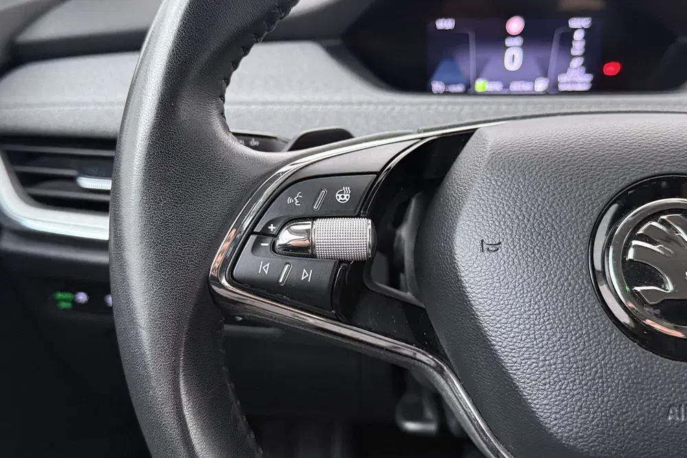 Skoda Enyaq Sport 80 (91%SOH) H-Leder Sportstoel Camer uit 2021, foto 19