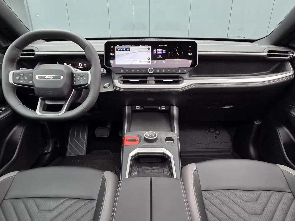 Jeep Compass 1.2 e-Hybrid First Edition uit 2026, foto 12