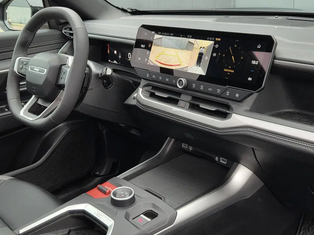 Jeep Compass 1.2 e-Hybrid First Edition uit 2026, foto 2