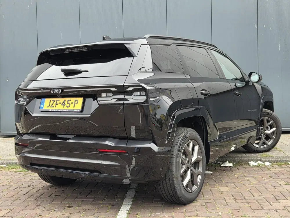 Jeep Compass 1.2 e-Hybrid First Edition uit 2026, foto 3