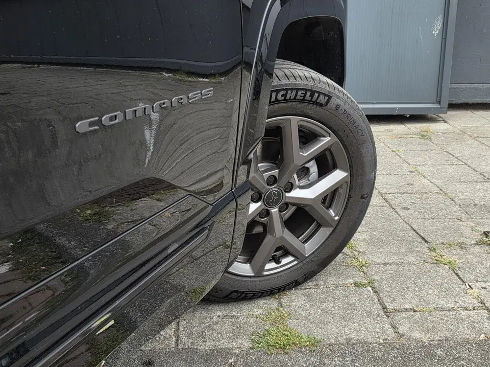 Jeep Compass 1.2 e-Hybrid First Edition uit 2026, foto 8