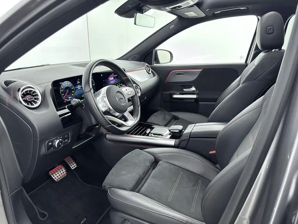 Mercedes-Benz EQA 250 AMG Line 67 kWh uit 2021, foto 10