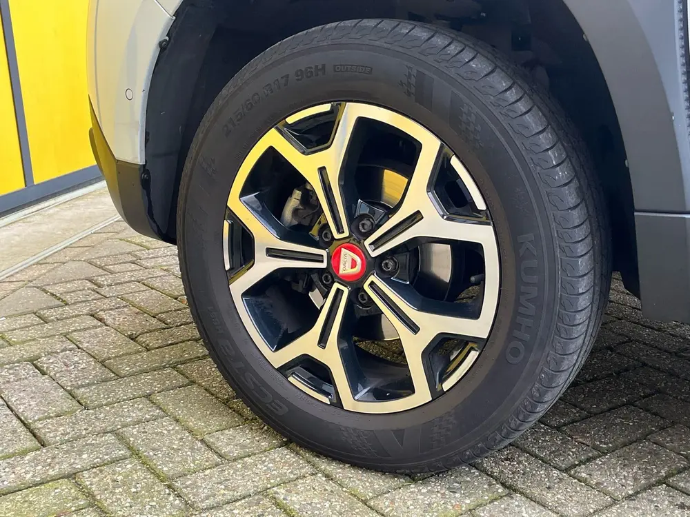 Dacia Duster 1.3 TCe ! Tech Road, Navi, PDC, Achteruitrijcam uit 2019, foto 7
