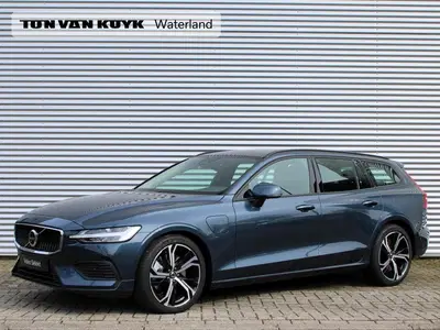 Volvo V60 2.0 T6 Plug-in hybrid AWD Core Business Ed uit 2026