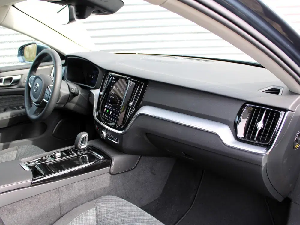Volvo V60 2.0 T6 Plug-in hybrid AWD Core Business Ed uit 2026, foto 14