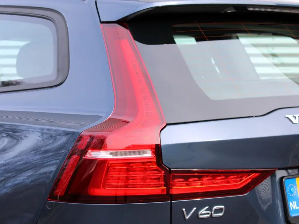 Volvo V60 2.0 T6 Plug-in hybrid AWD Core Business Ed uit 2026, foto 7