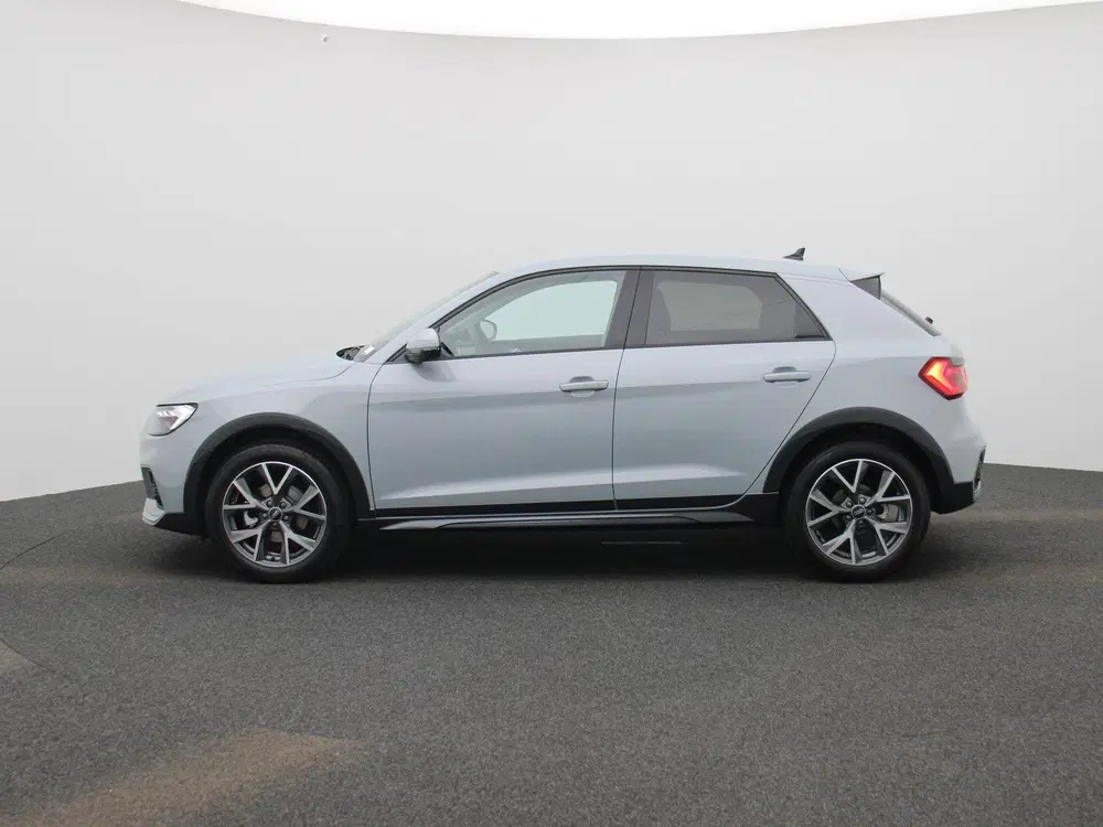 Audi A1 30 TFSI Advanced edition l Adaptive cruise uit 2025, foto 4