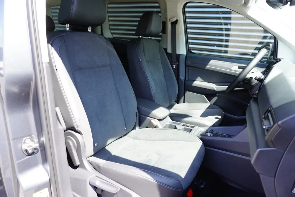 Volkswagen Caddy Maxi L2 150pk Plug-in Hybride Style Automaa uit 2026, foto 20