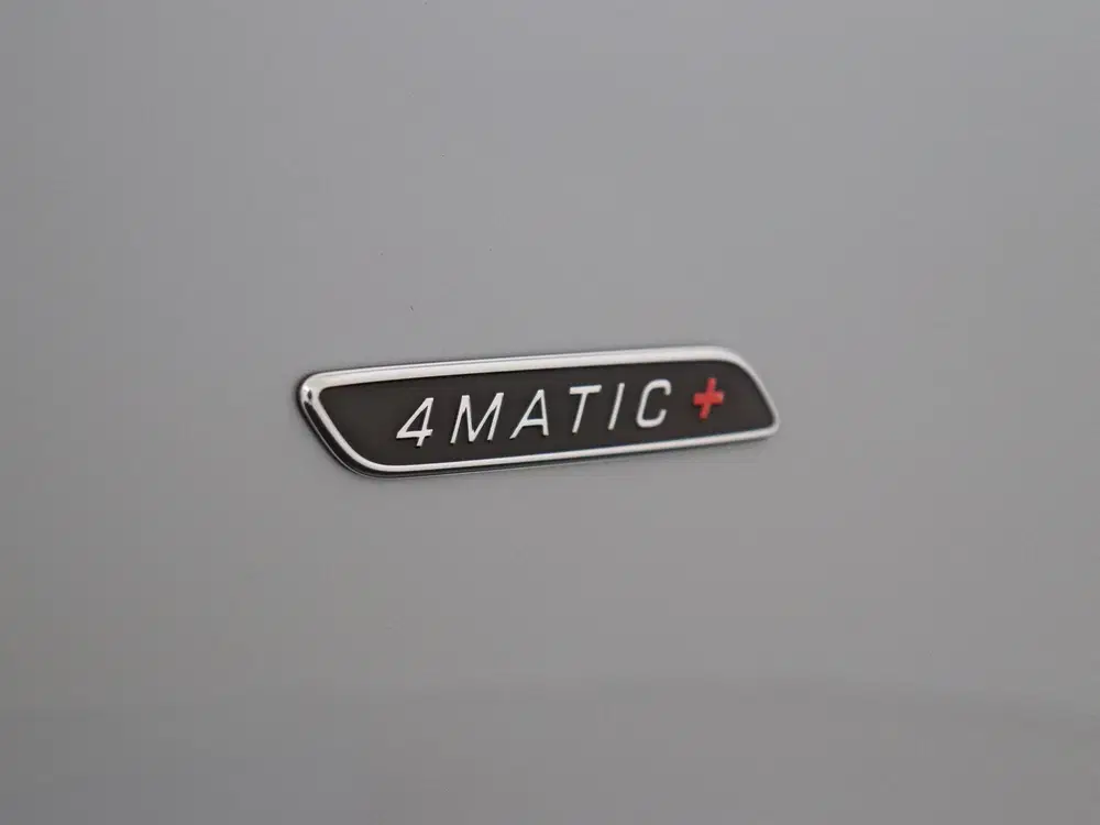 Mercedes-Benz EQE AMG 53 4MATIC+ 90 kWh uit 2024, foto 11