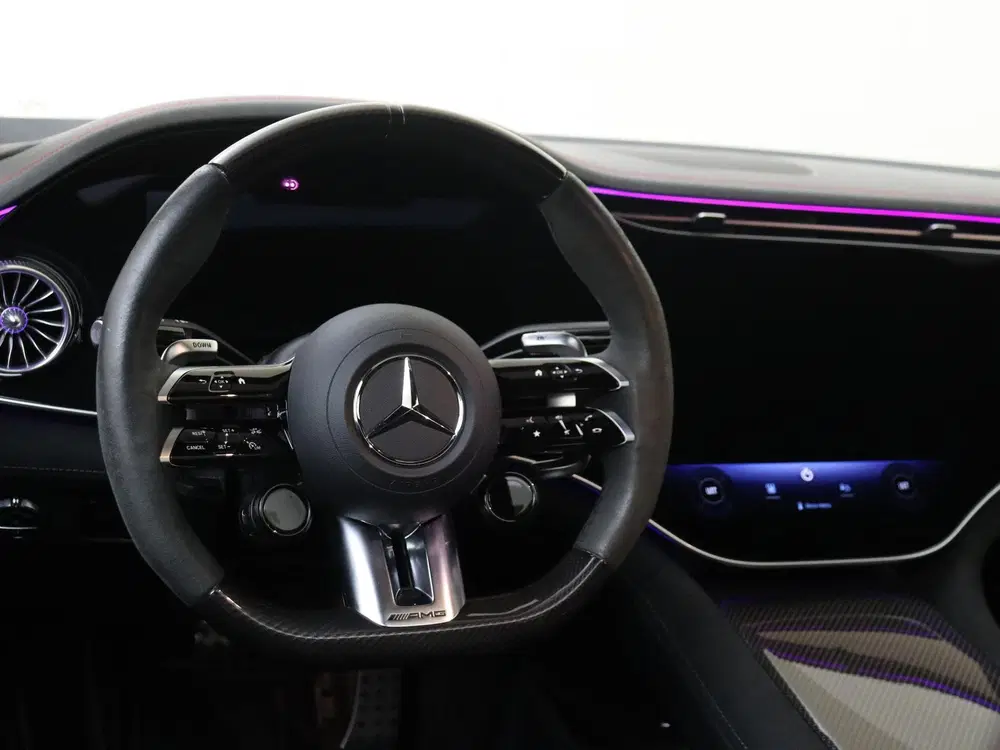 Mercedes-Benz EQE AMG 53 4MATIC+ 90 kWh uit 2024, foto 14