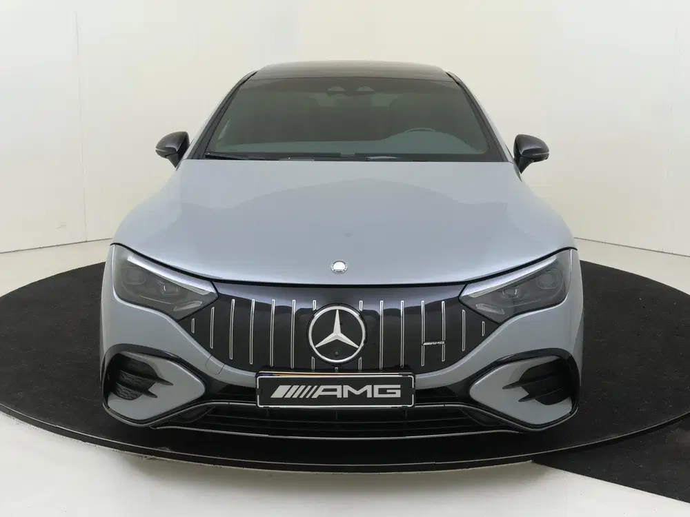 Mercedes-Benz EQE AMG 53 4MATIC+ 90 kWh uit 2024, foto 6