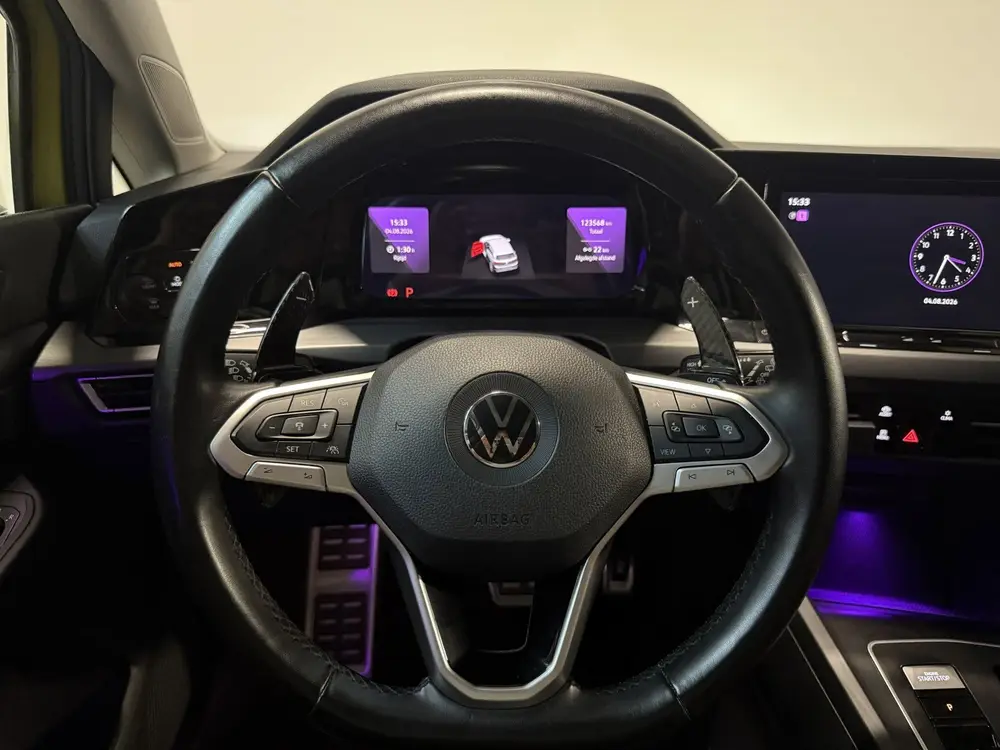 Volkswagen Golf 1.5 TSI Highline|DSG|IQLIGHT|KEYLESS|CAM uit 2020, foto 18