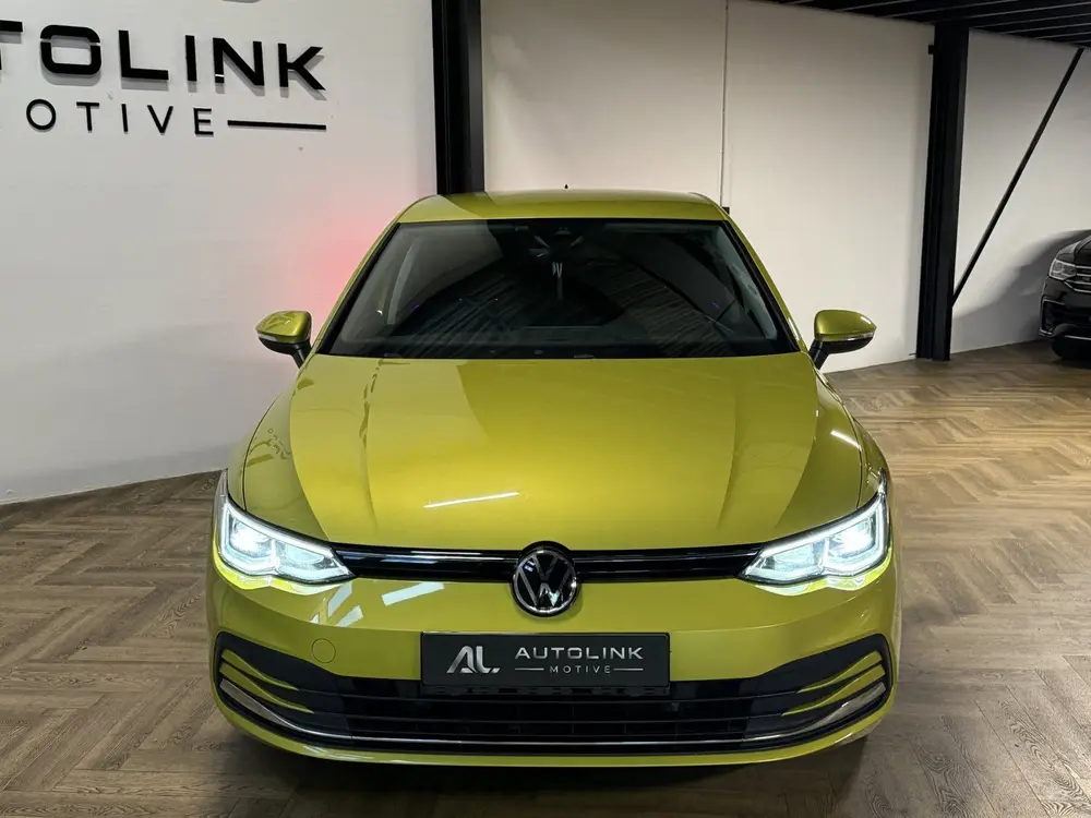 Volkswagen Golf 1.5 TSI Highline|DSG|IQLIGHT|KEYLESS|CAM uit 2020, foto 2